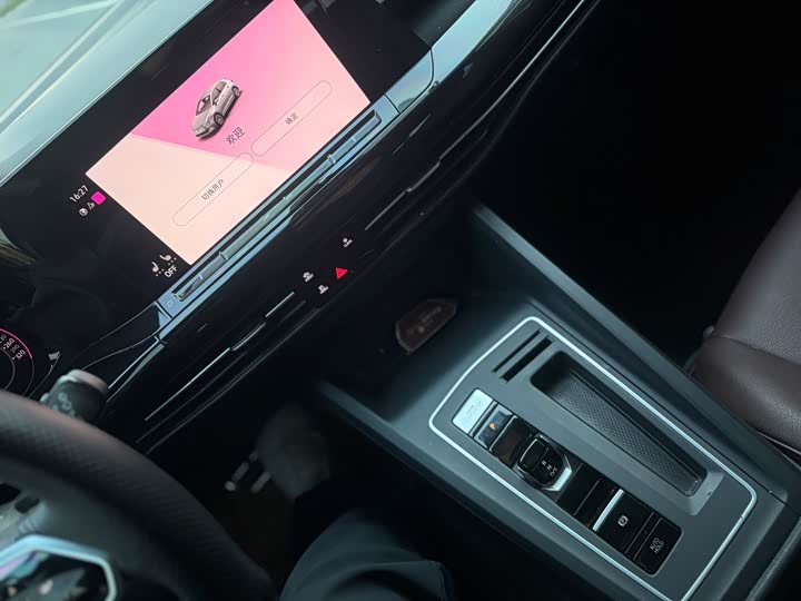 Фото 5 - Volkswagen Golf