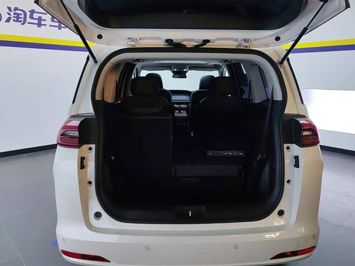 Фото 4 - GAC Trumpchi M6