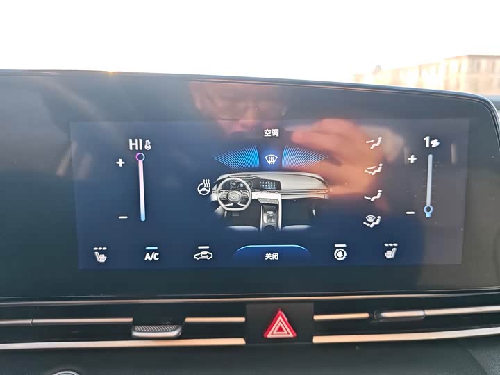 Фото 12 - Hyundai Elantra N line