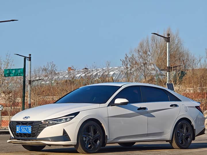 Фото 3 - Hyundai Elantra N line