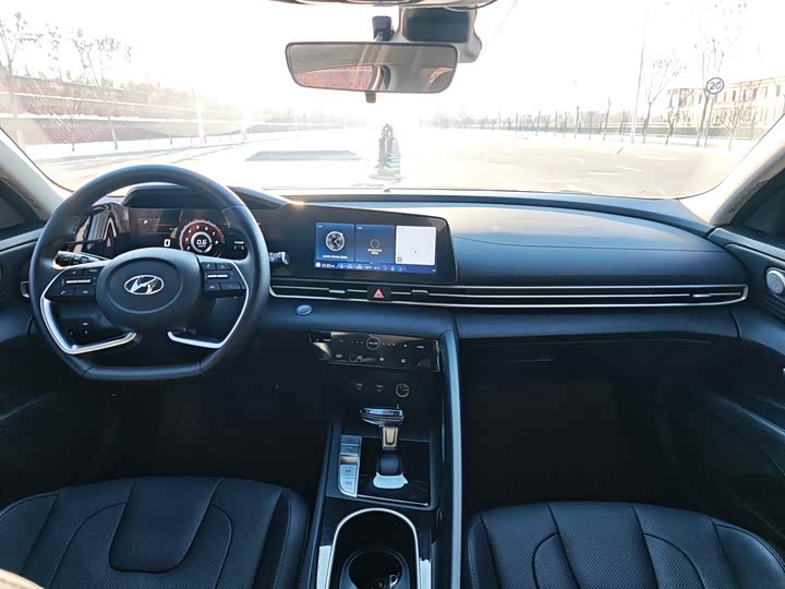 Фото 9 - Hyundai Elantra N line