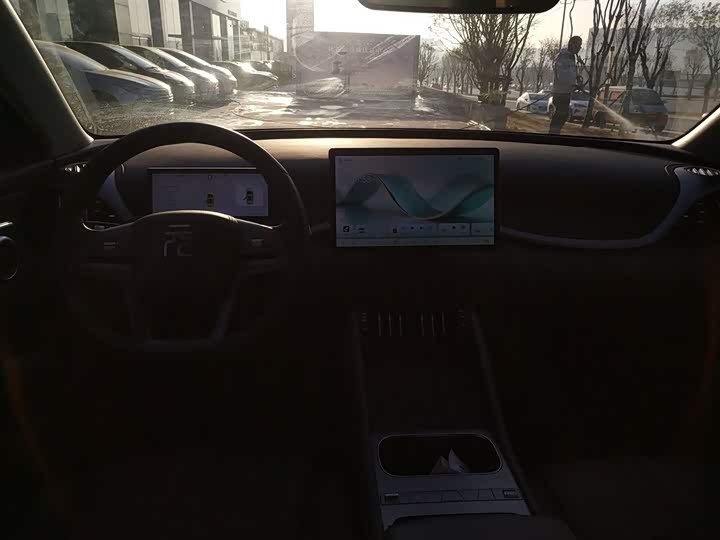 Фото 10 - BYD Yuan Plus