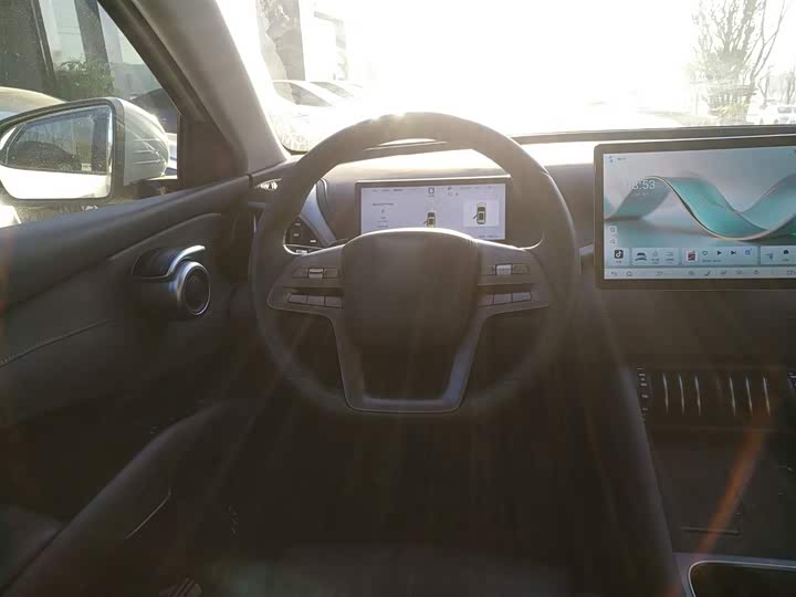 Фото 11 - BYD Yuan Plus