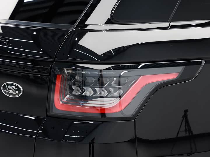 Фото 10 - Land Rover Range Rover Sport