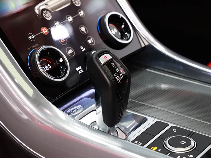 Фото 21 - Land Rover Range Rover Sport