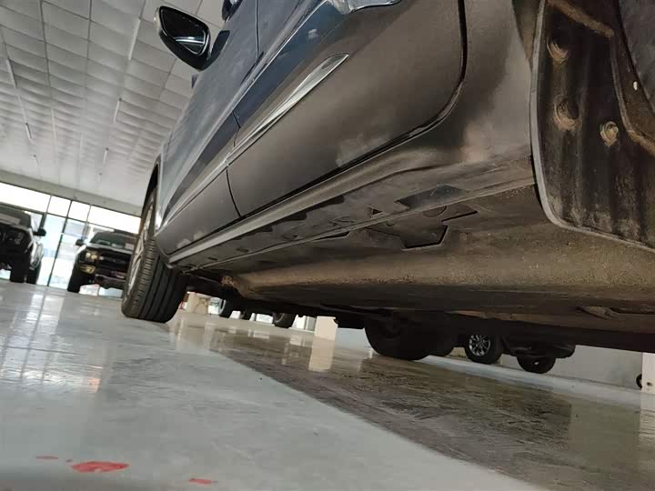 Фото 22 - Ford Escape