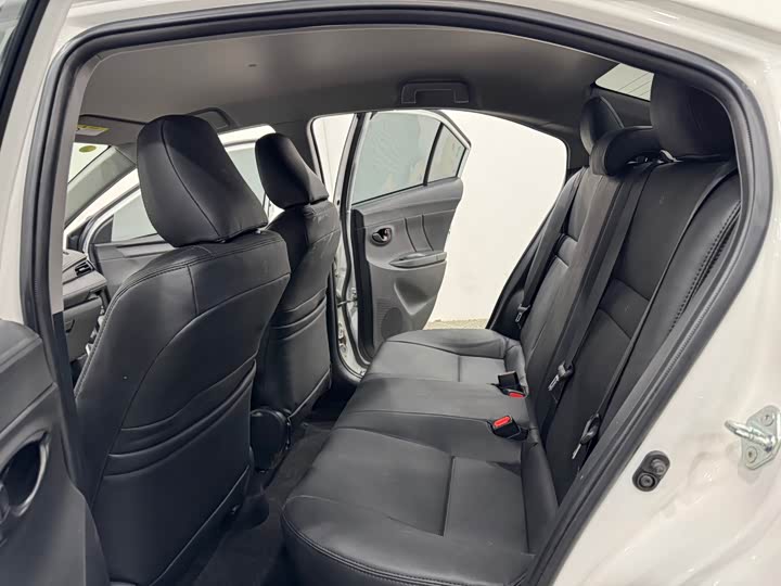 Фото 6 - Toyota Vios