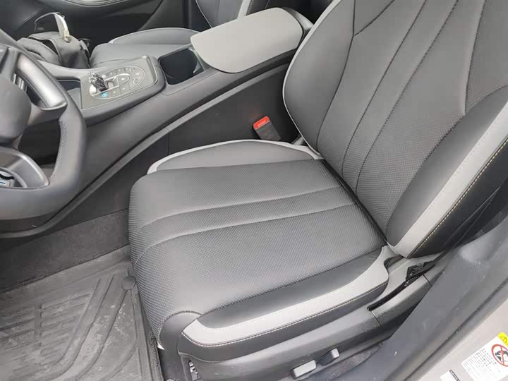 Фото 15 - BYD Sea Lion 05 DM-i Hybrid