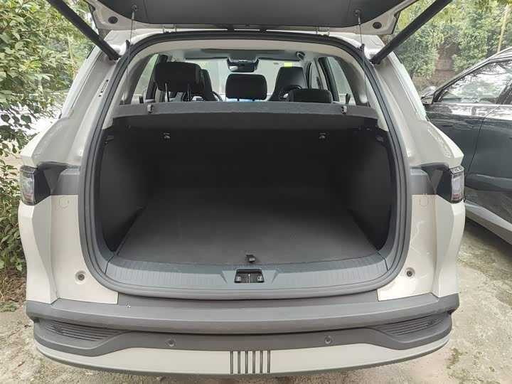 Фото 19 - BYD Sea Lion 05 DM-i Hybrid