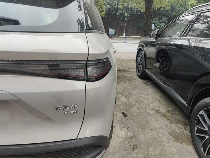 Фото 8 - BYD Sea Lion 05 DM-i Hybrid