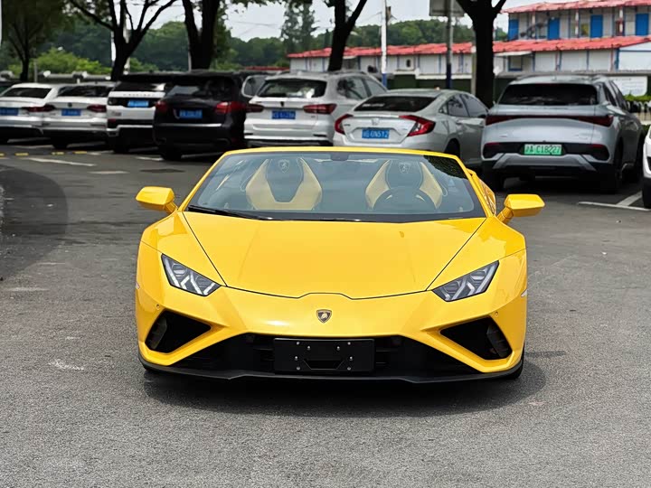 Фото 11 - Lamborghini Huracán
