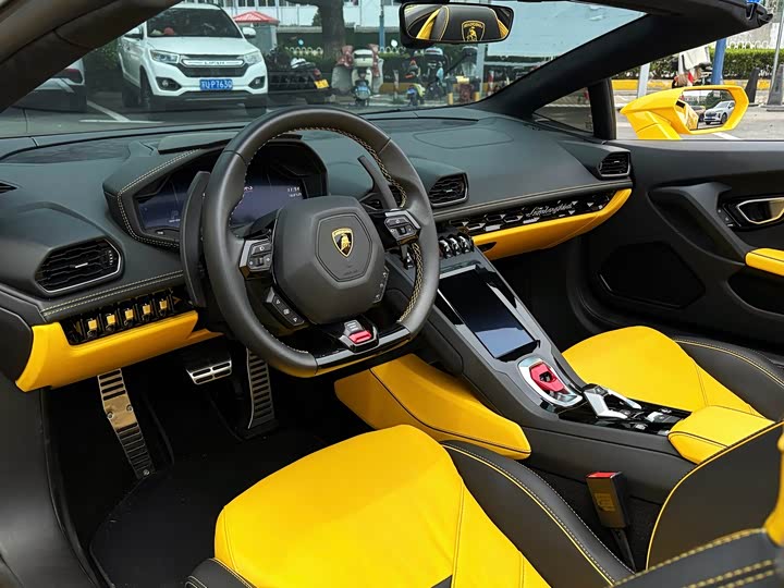 Фото 17 - Lamborghini Huracán