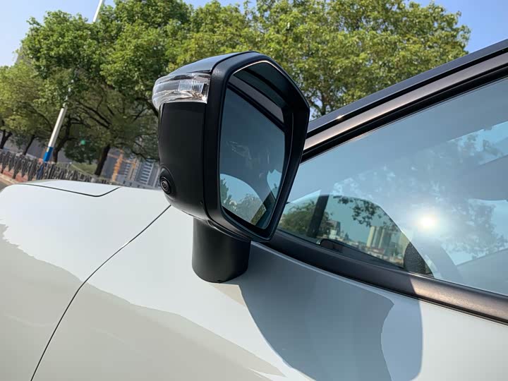 Фото 11 - Ford Equator Sport Hybrid