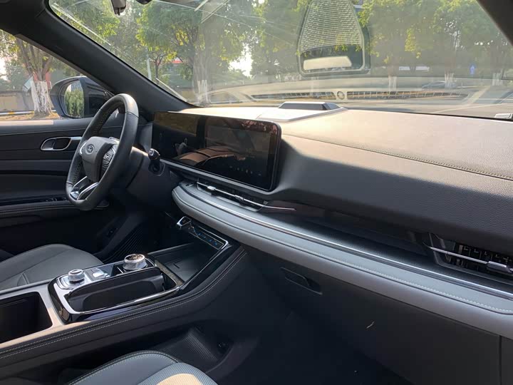 Фото 28 - Ford Equator Sport Hybrid