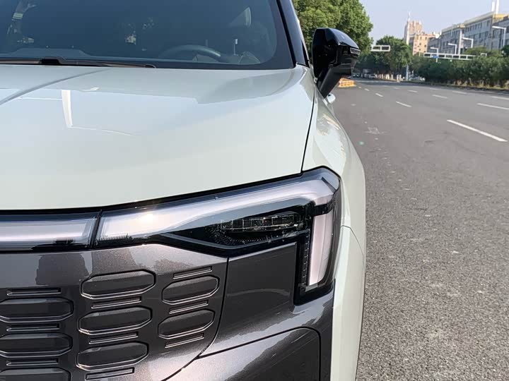 Фото 8 - Ford Equator Sport Hybrid