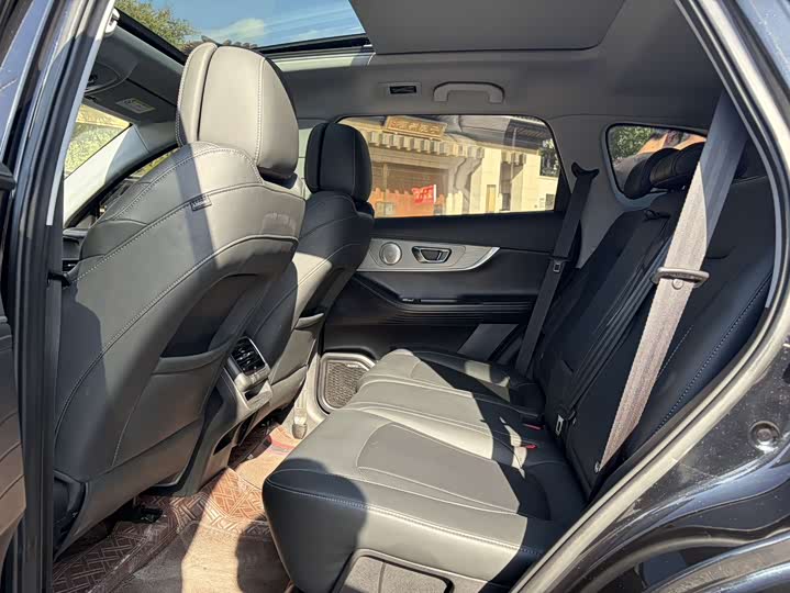 Фото 10 - Chery Tiggo 8 Pro