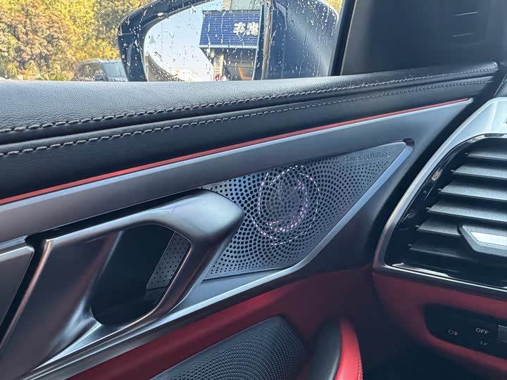 Фото 29 - BMW 8 Series