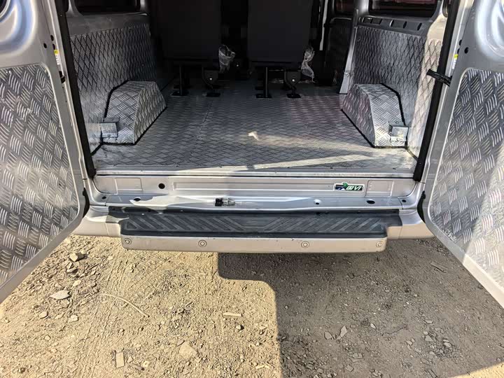 Фото 13 - Ford Transit New