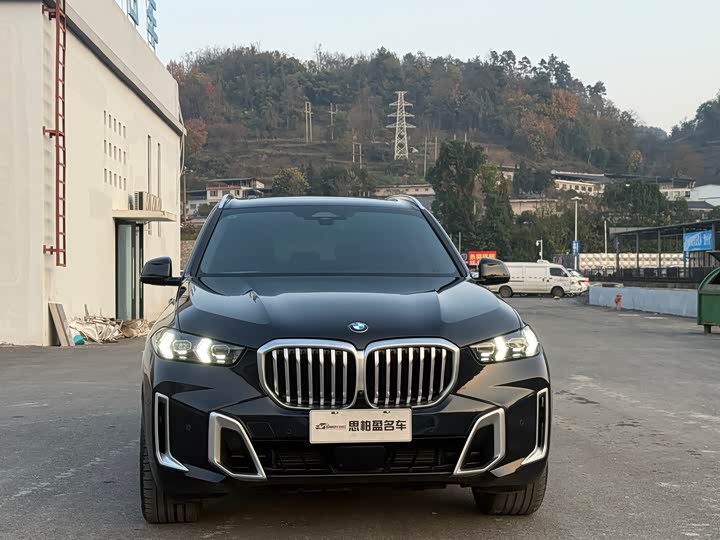 Фото 2 - BMW X5