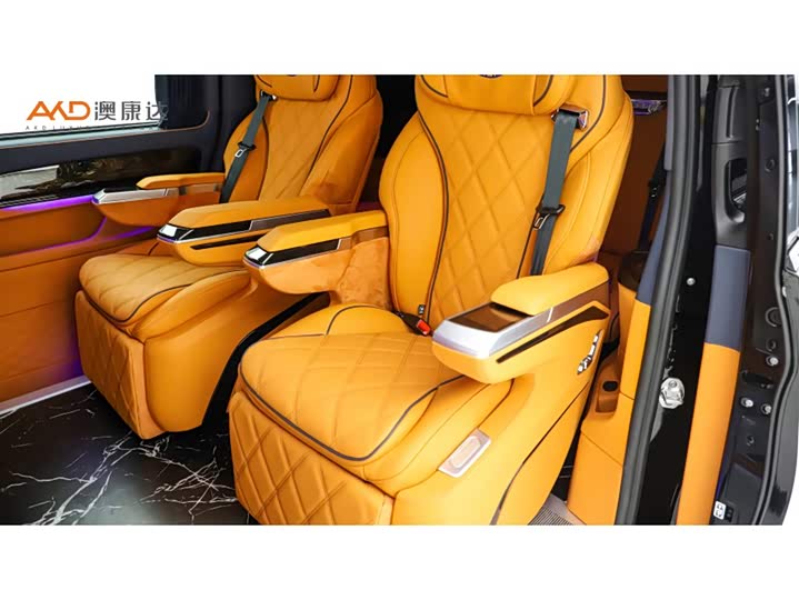 Фото 7 - Mercedes-Benz Vito