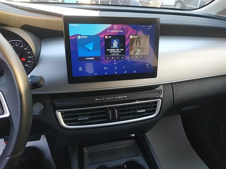 Фото 12 - BYD Song Max