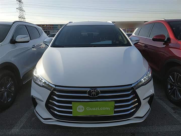 Фото 3 - BYD Song Max