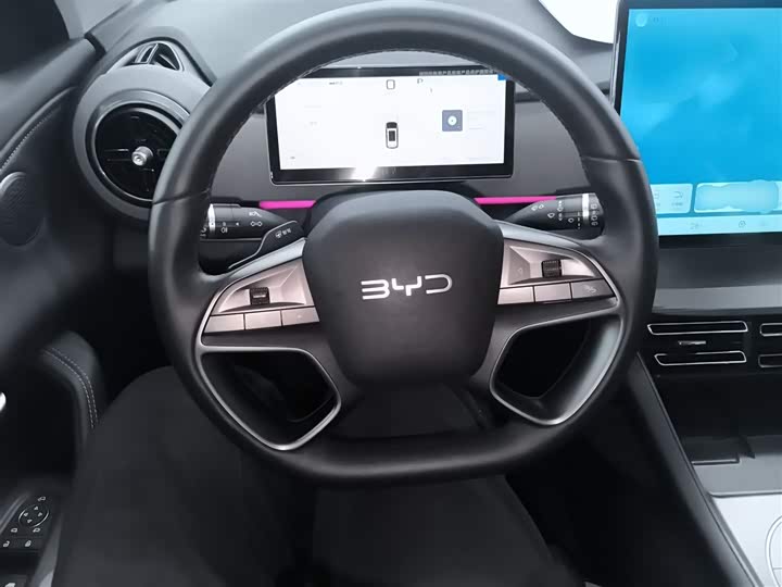 Фото 11 - BYD Sea Lion 05 DM-i Hybrid