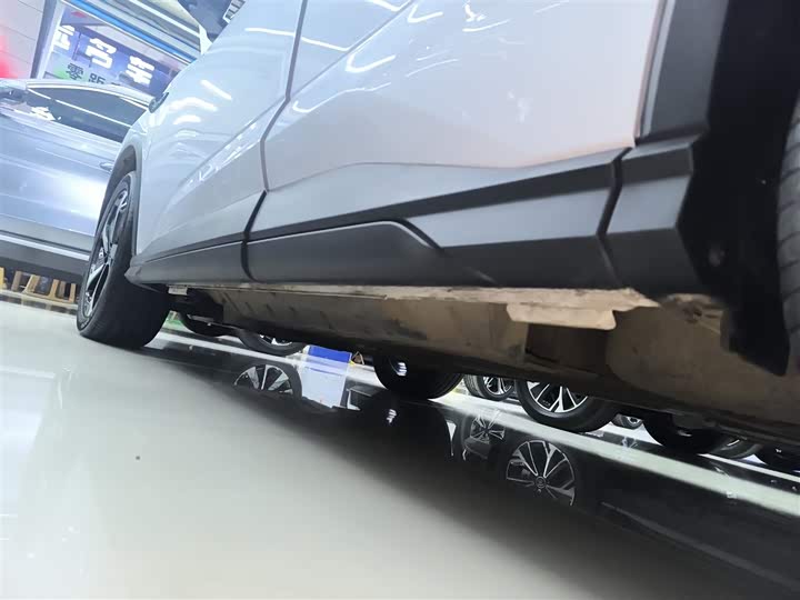 Фото 22 - BYD Sea Lion 05 DM-i Hybrid