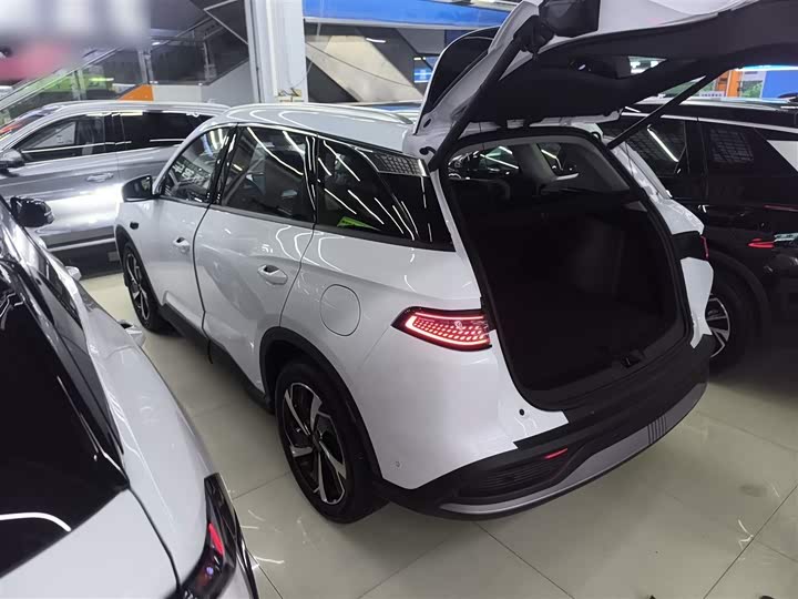 Фото 5 - BYD Sea Lion 05 DM-i Hybrid