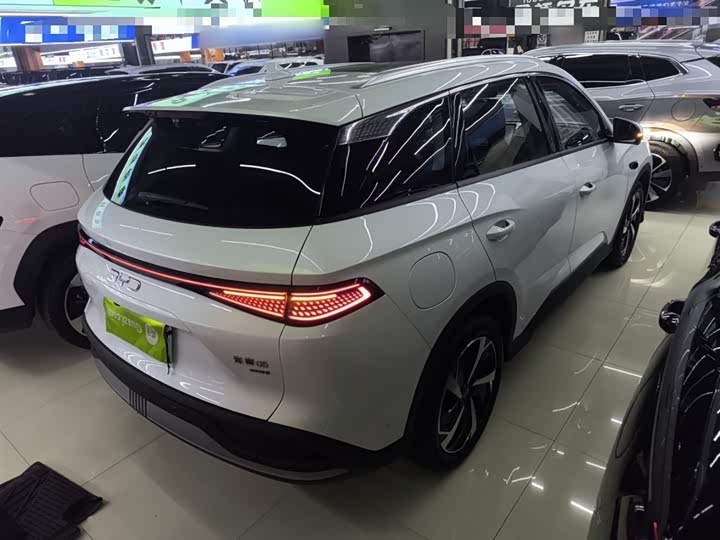 Фото 7 - BYD Sea Lion 05 DM-i Hybrid