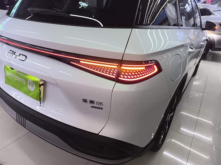 Фото 8 - BYD Sea Lion 05 DM-i Hybrid