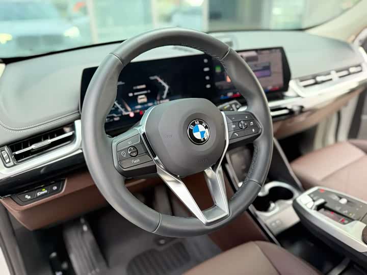 Фото 5 - BMW X1