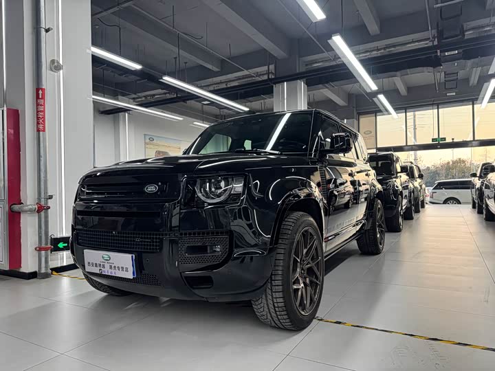 Фото 1 - Land Rover Defender