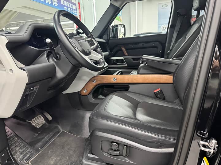 Фото 5 - Land Rover Defender