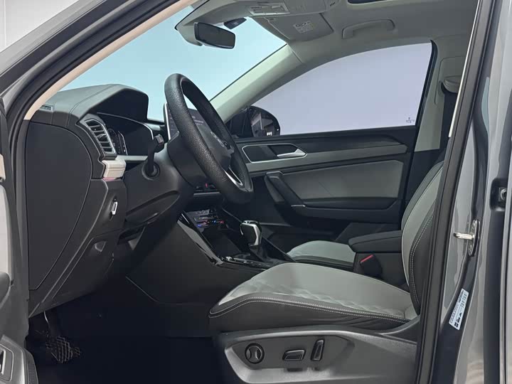 Фото 10 - Volkswagen Tayron