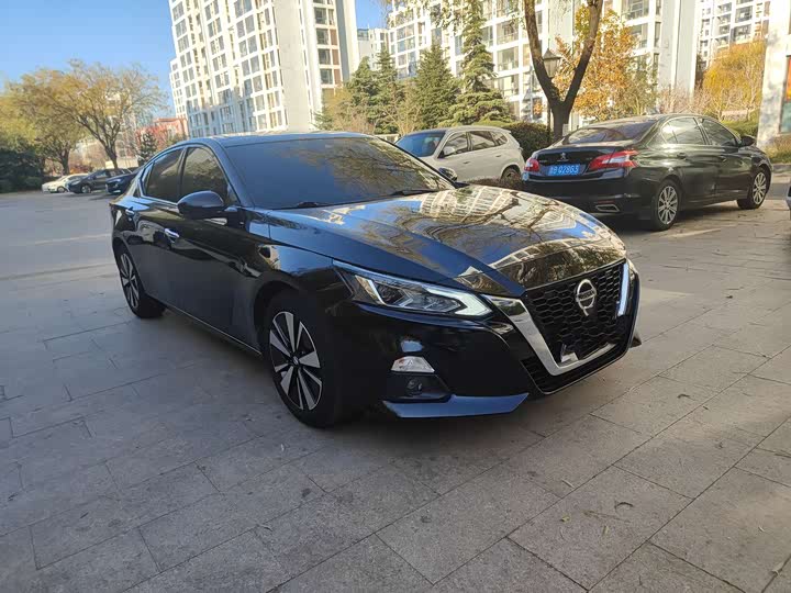 Фото 2 - Nissan Teana