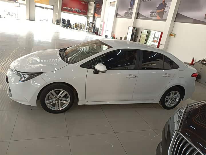 Фото 5 - Toyota Levin