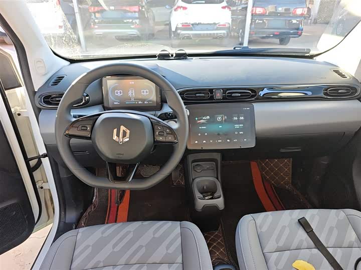 Фото 10 - Leapmotor T03