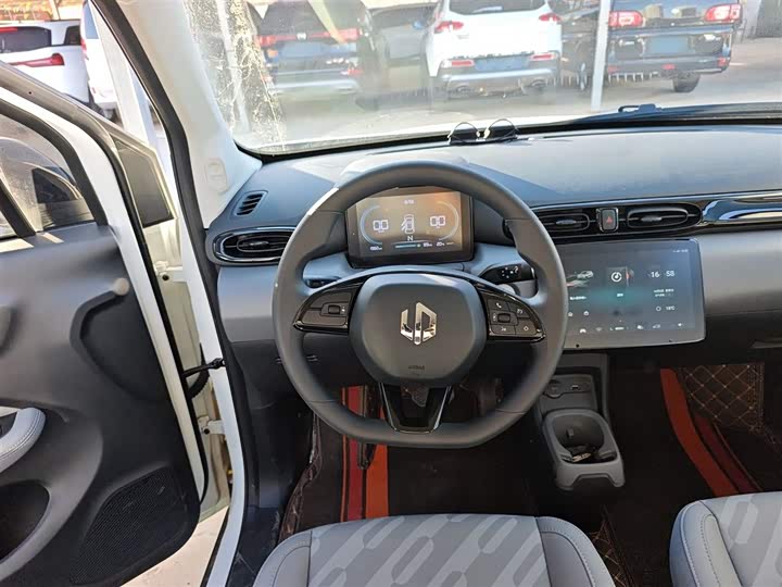 Фото 11 - Leapmotor T03