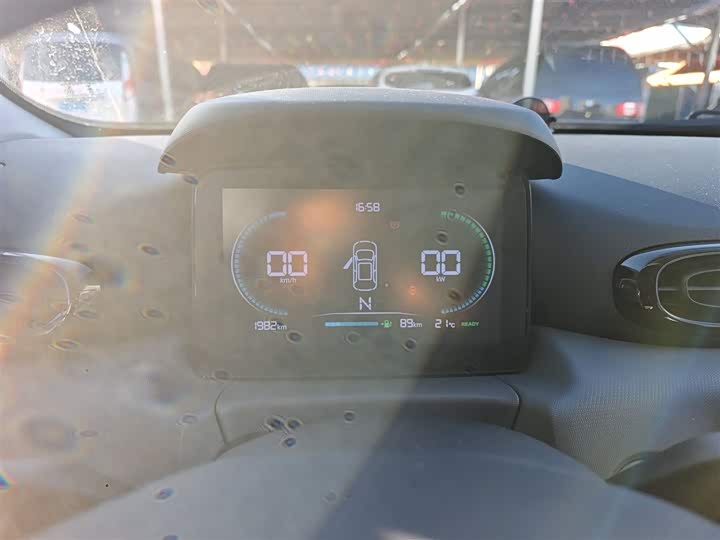 Фото 12 - Leapmotor T03