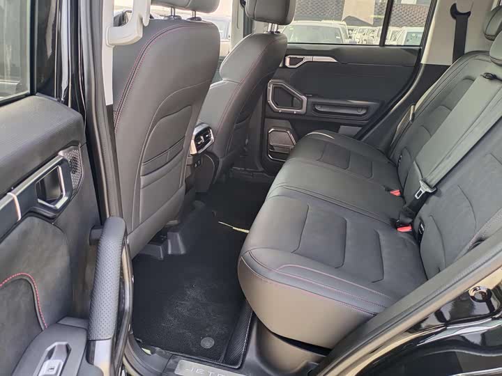 Фото 8 - Jetour T2