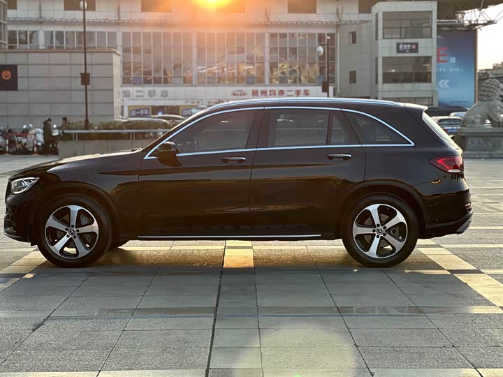 Фото 7 - Mercedes-Benz GLC-Class