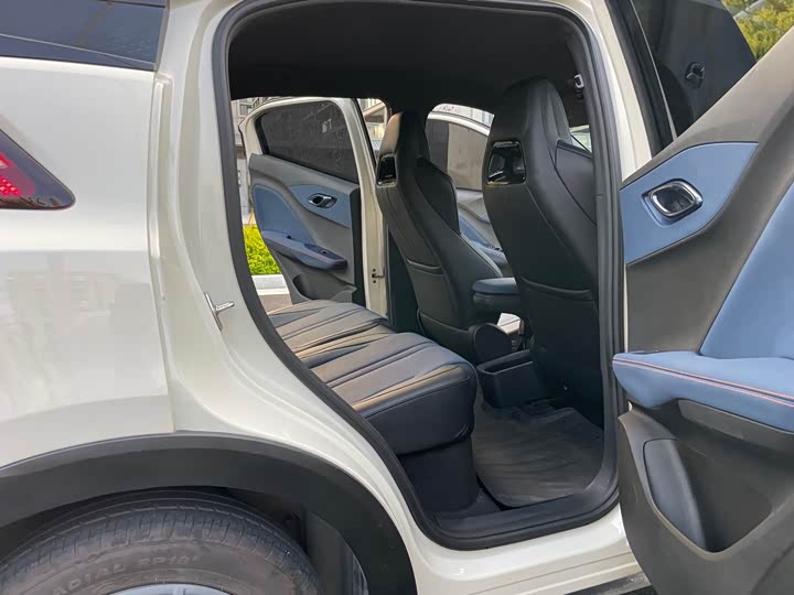 Фото 14 - BYD Seagull