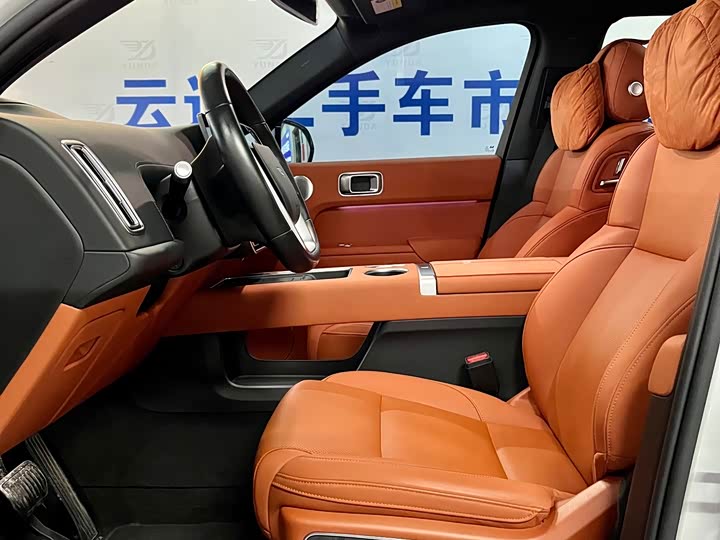 Фото 11 - LiXiang L7