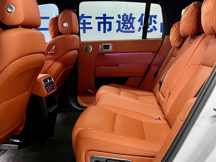 Фото 12 - LiXiang L7