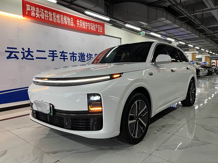 Фото 2 - LiXiang L7