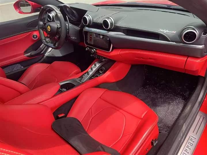 Фото 5 - Ferrari Portofino