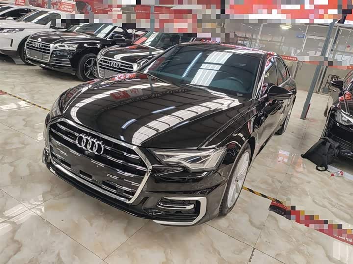 Фото 1 - Audi A6L