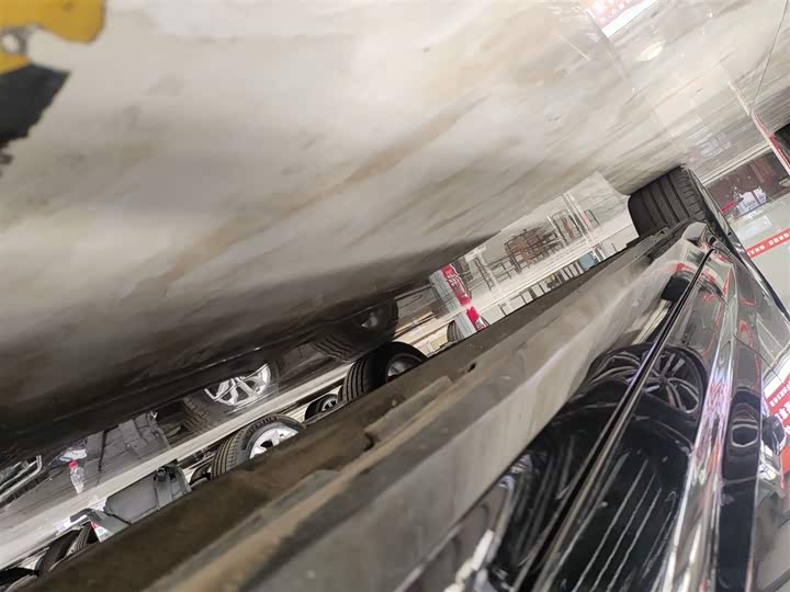 Фото 20 - Audi A6L