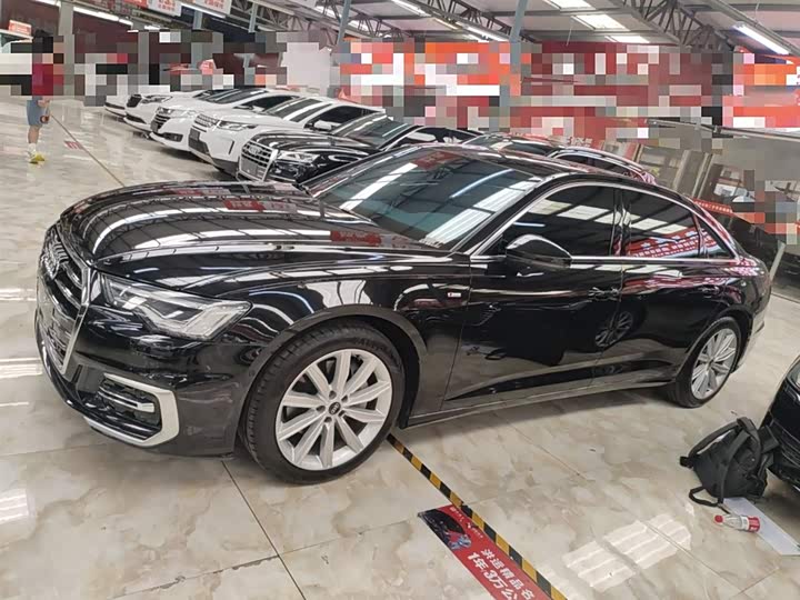 Фото 25 - Audi A6L